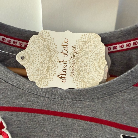 NWT Altar’d State Applique Christmas Blouse Shirt Patches Cute Long Sleeve Sz M - Picture 6 of 8